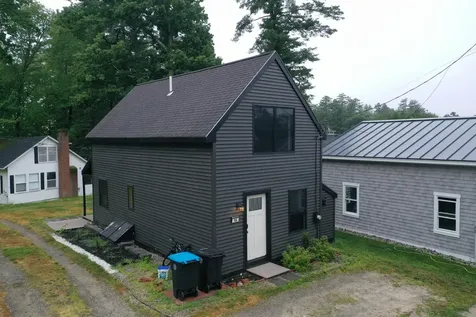 14 Family Circle Windham ME 04062