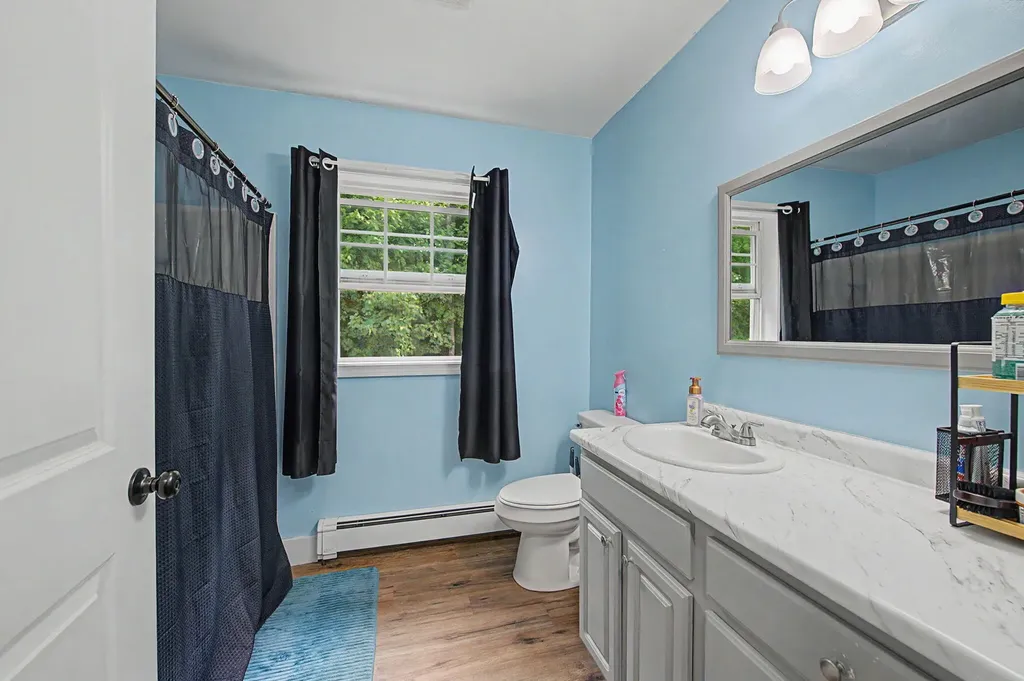 55 Hillcrest Avenue Lewiston ME 04240