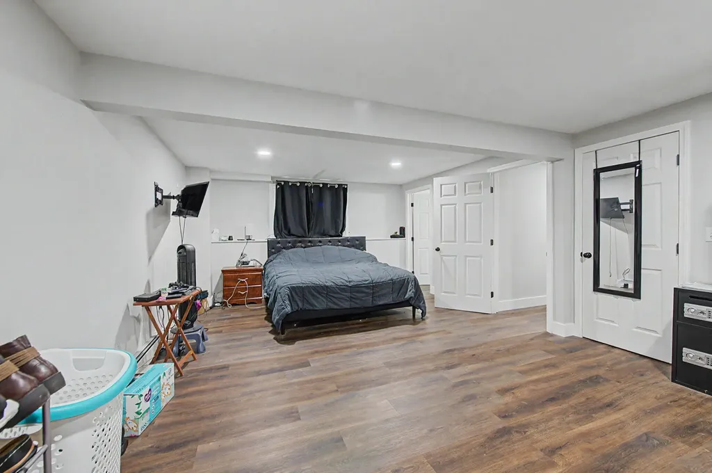 55 Hillcrest Avenue Lewiston ME 04240