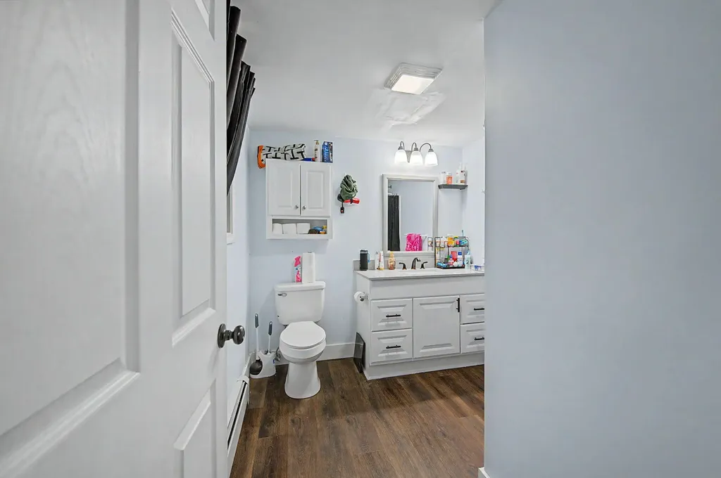 55 Hillcrest Avenue Lewiston ME 04240