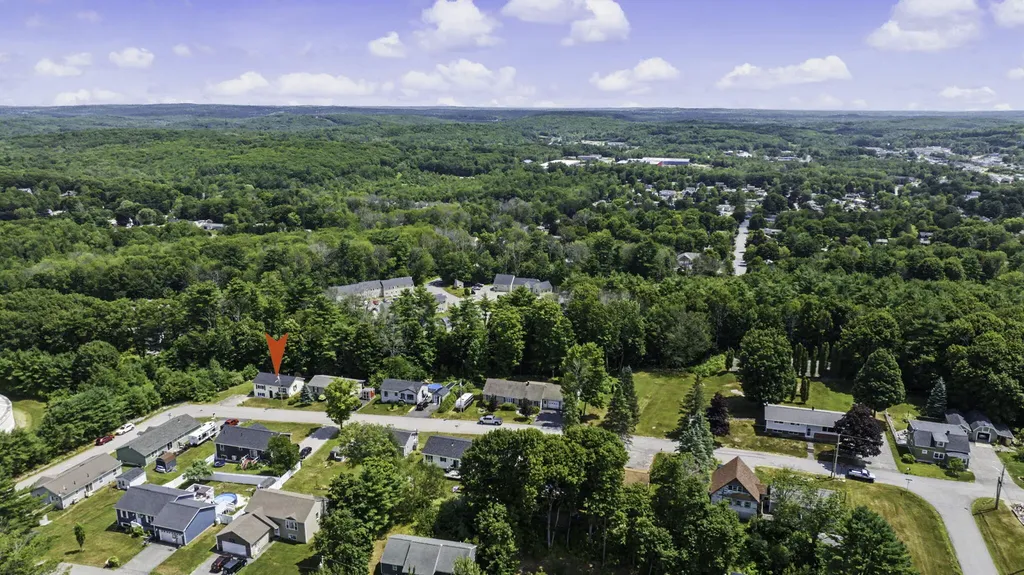 55 Hillcrest Avenue Lewiston ME 04240