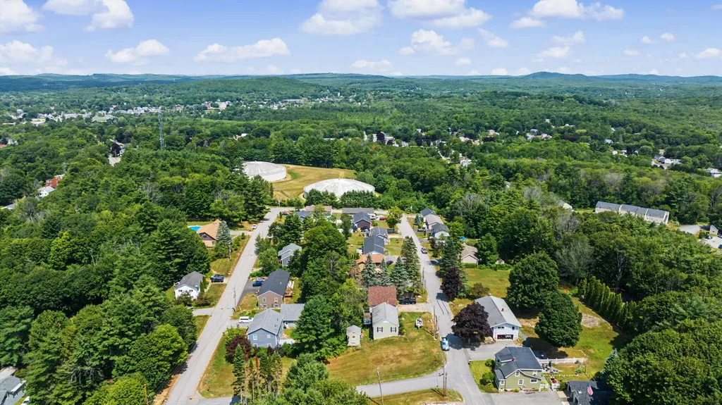 55 Hillcrest Avenue Lewiston ME 04240