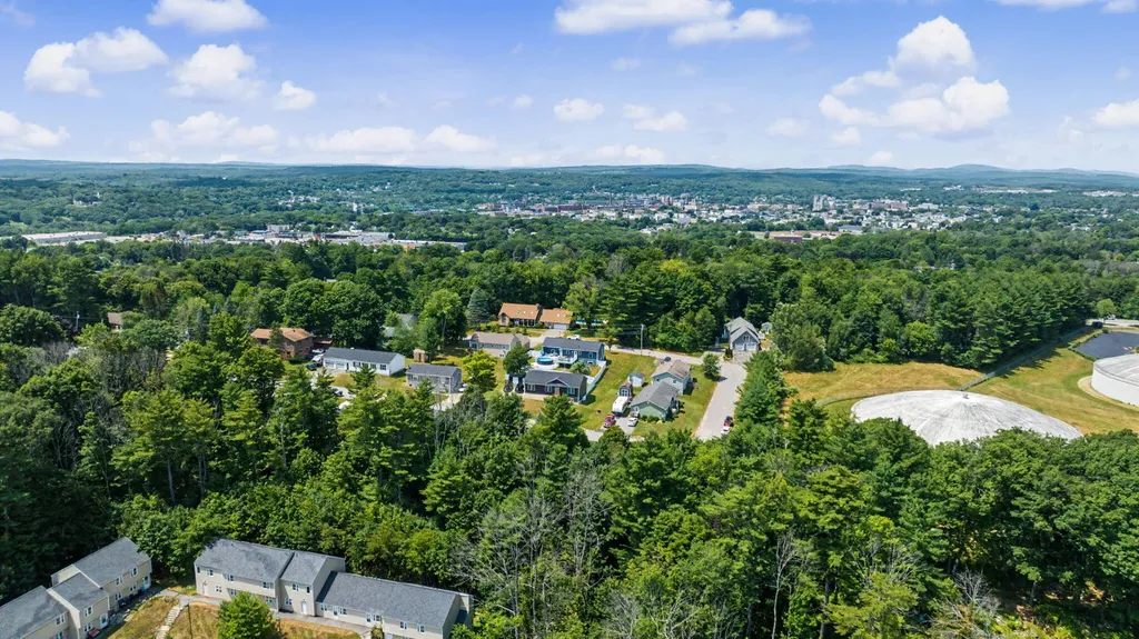 55 Hillcrest Avenue Lewiston ME 04240