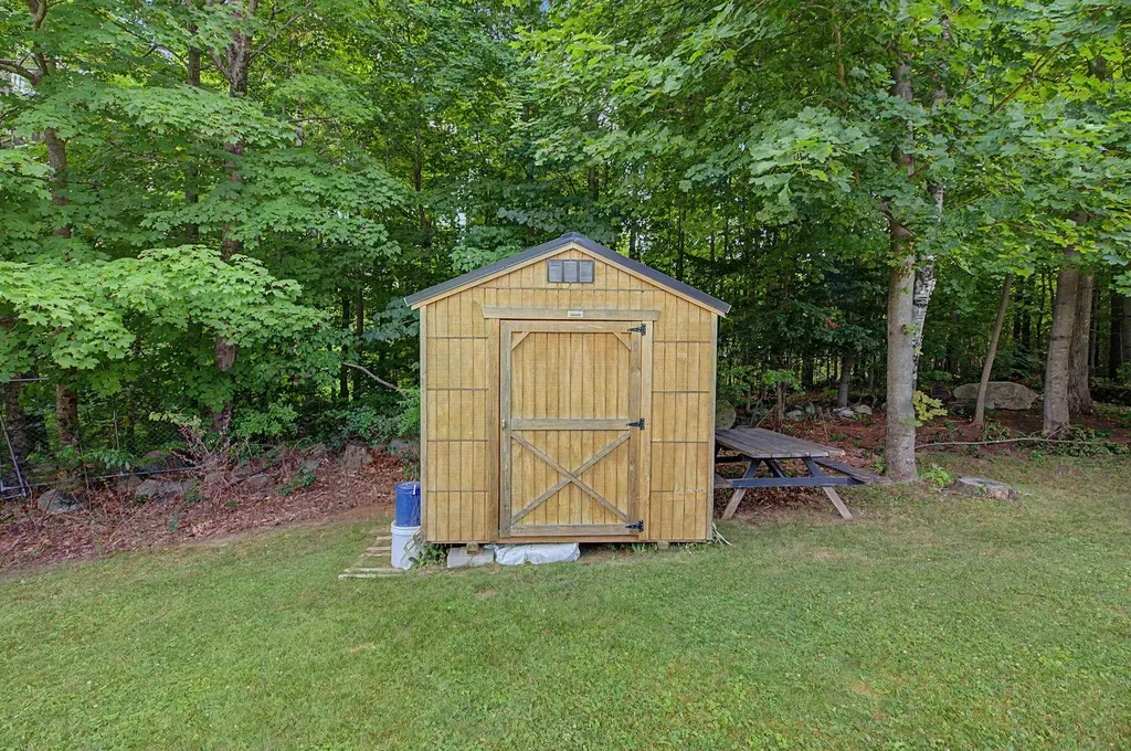 55 Hillcrest Avenue Lewiston ME 04240