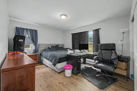 55 Hillcrest Avenue Lewiston ME 04240