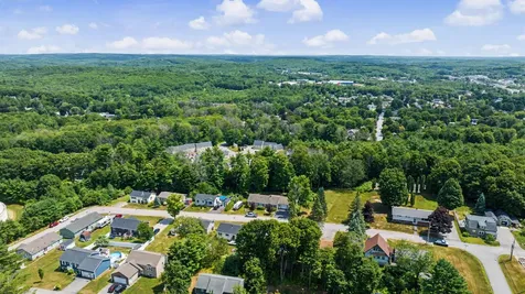 55 Hillcrest Avenue Lewiston ME 04240