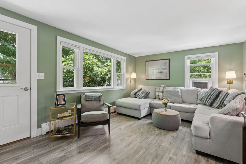 30 Melissa Drive Yarmouth ME 04096