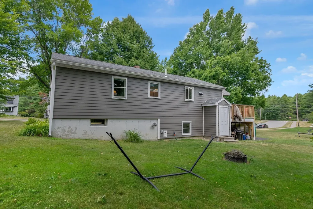 30 Melissa Drive Yarmouth ME 04096