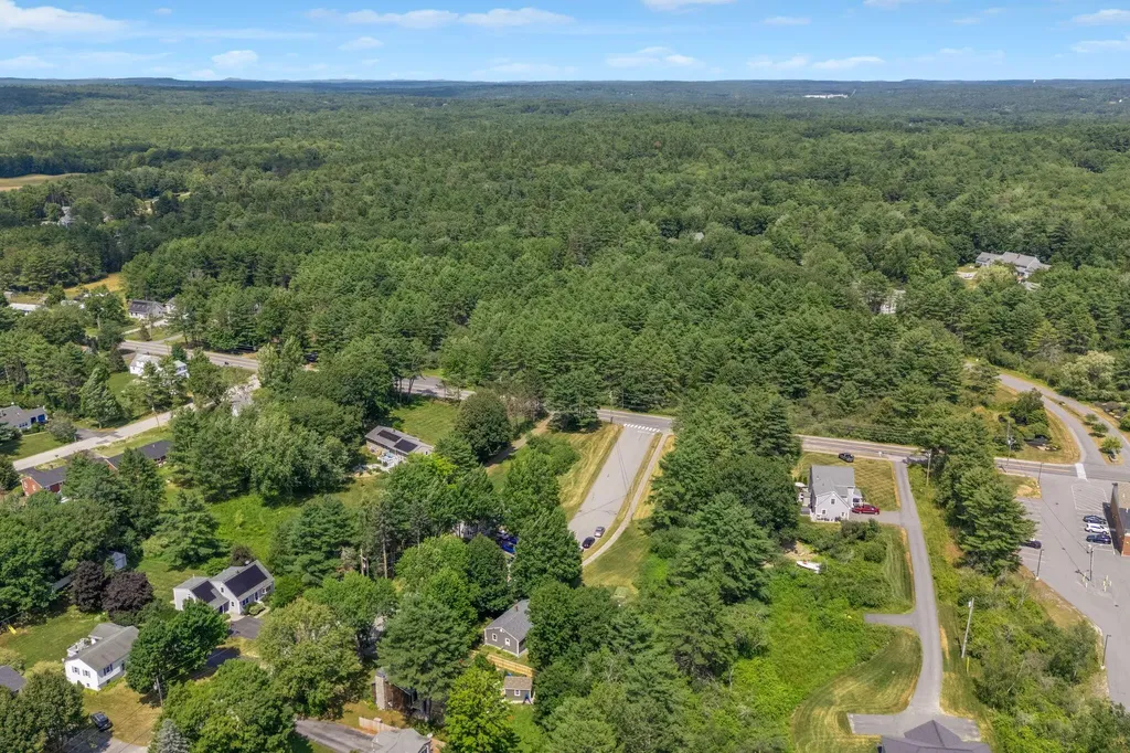 30 Melissa Drive Yarmouth ME 04096
