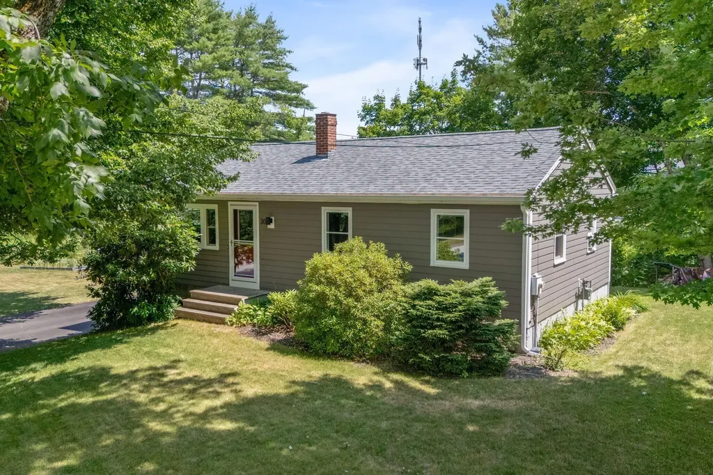 30 Melissa Drive Yarmouth ME 04096