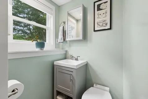 30 Melissa Drive Yarmouth ME 04096