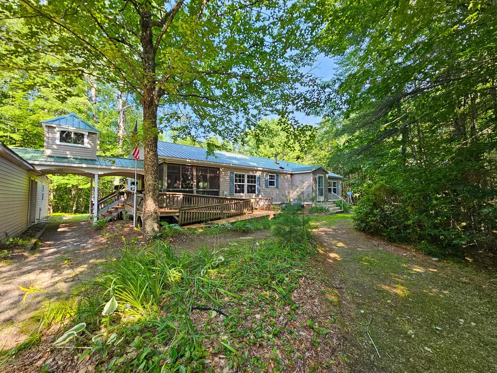 87 Cumner Road Vienna ME 04360