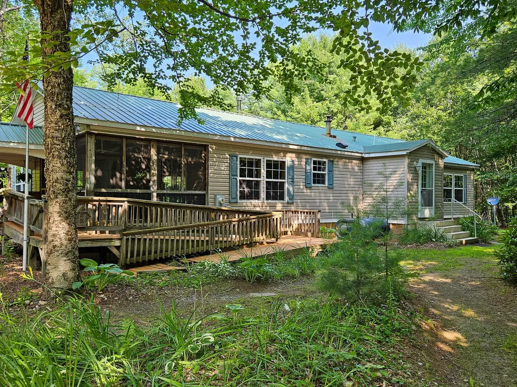 87 Cumner Road Vienna ME 04360