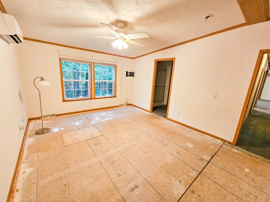 87 Cumner Road Vienna ME 04360