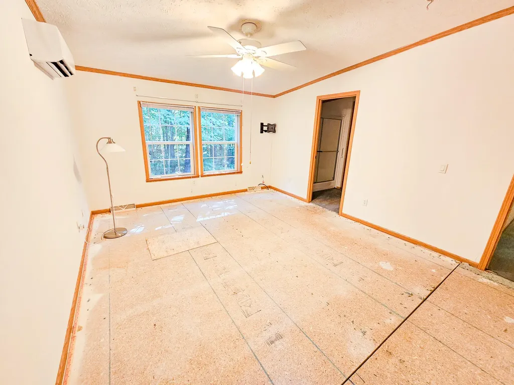 87 Cumner Road Vienna ME 04360