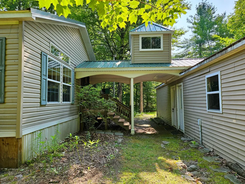 87 Cumner Road Vienna ME 04360