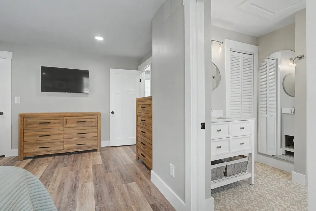 54 Grammar Street Sanford ME 04073