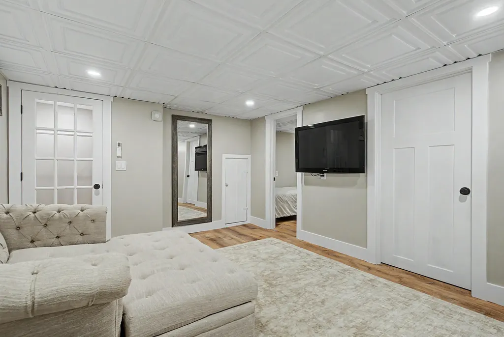54 Grammar Street Sanford ME 04073