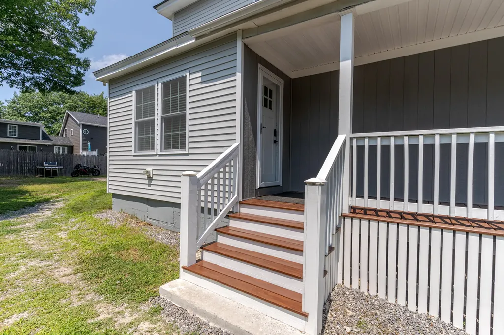 54 Grammar Street Sanford ME 04073