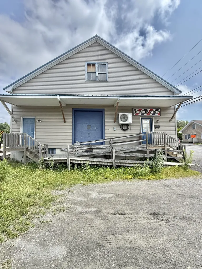 24 Market Street Fort Kent ME 04743