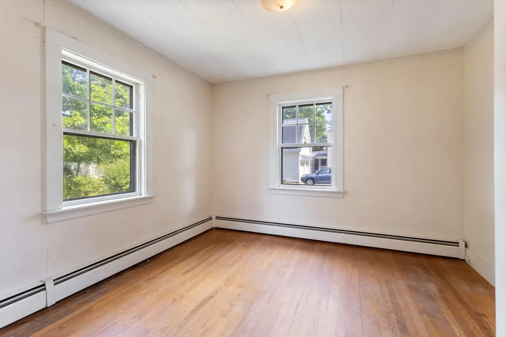 18 Westmore Avenue Biddeford ME 04005