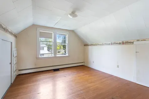 18 Westmore Avenue Biddeford ME 04005