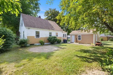 18 Westmore Avenue Biddeford ME 04005