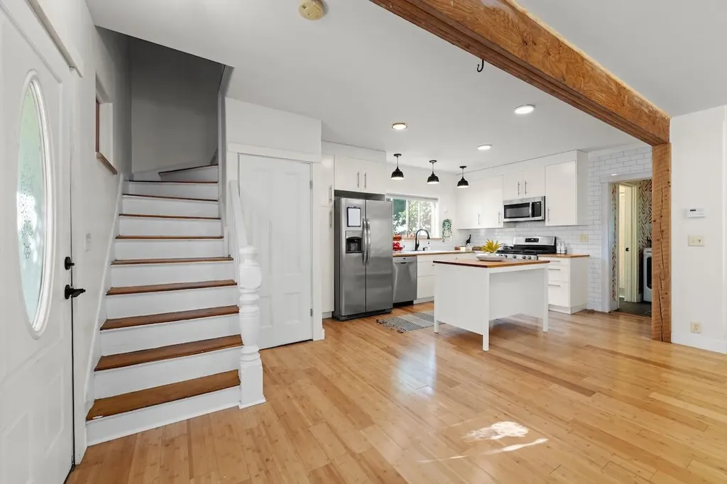59 Irving Street Portland ME 04103