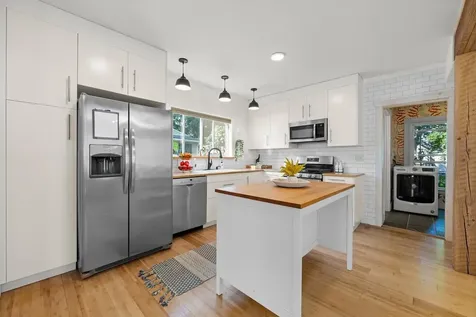 59 Irving Street Portland ME 04103