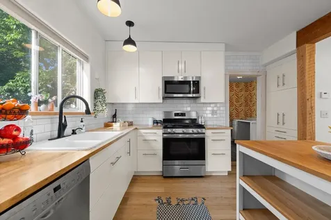 59 Irving Street Portland ME 04103