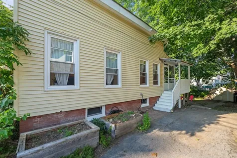 59 Irving Street Portland ME 04103