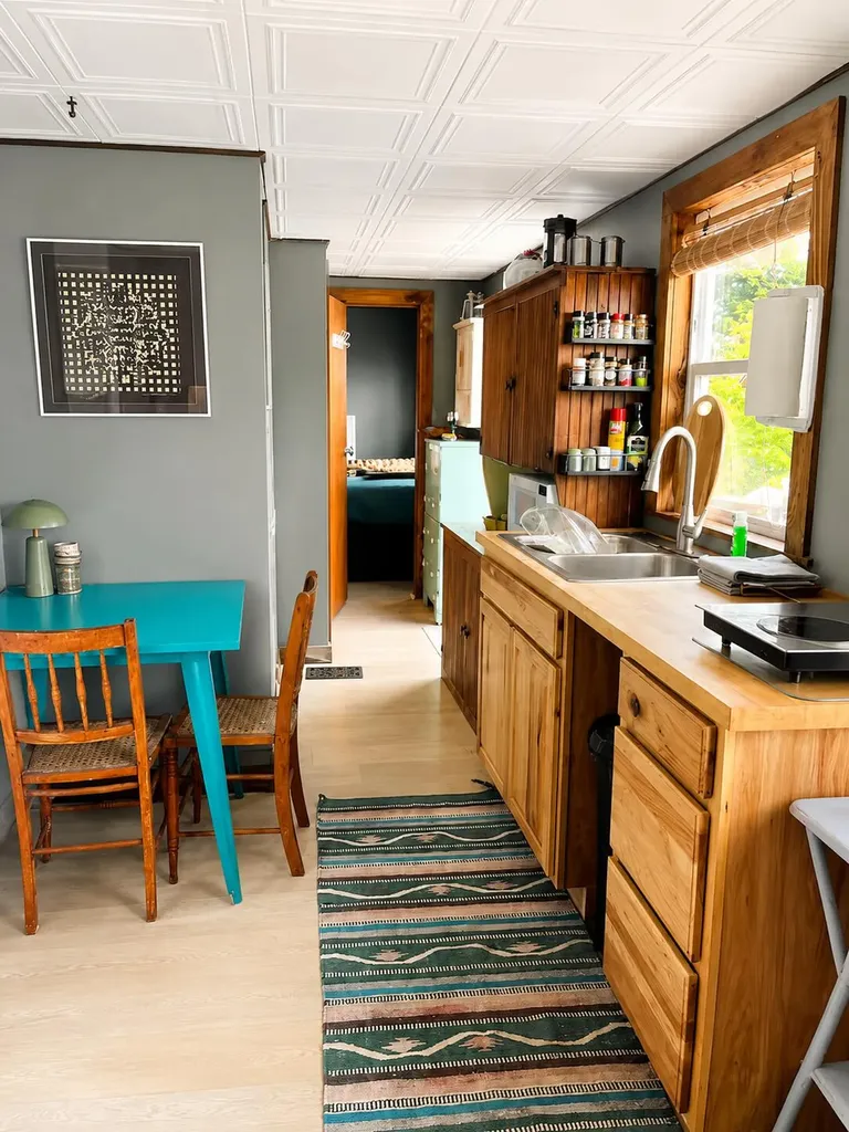 412 Minturn Road Swans Island ME 04685
