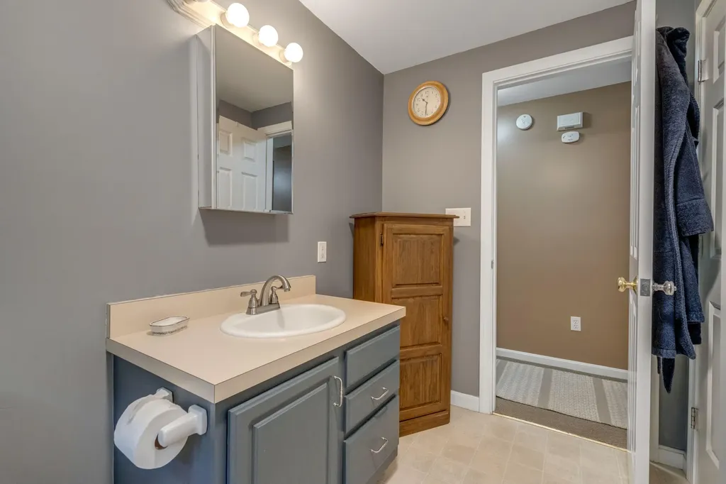 29 Dyer Lane Casco ME 04015