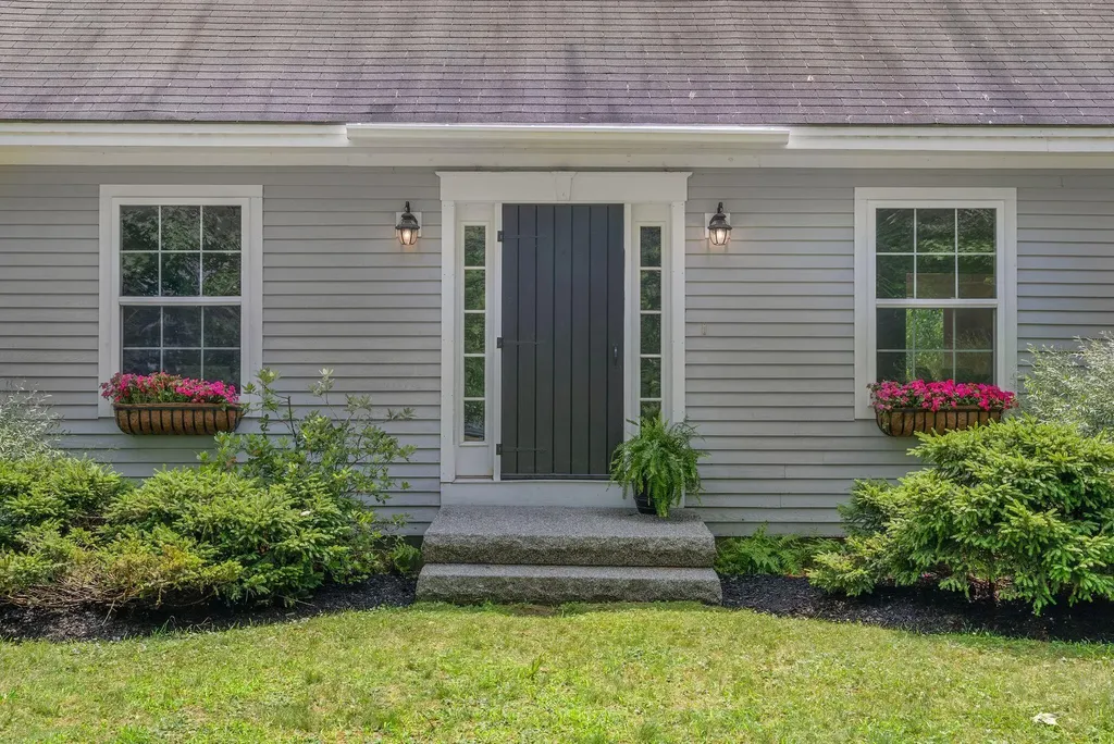 14 Titcomb Field Road North Yarmouth ME 04097