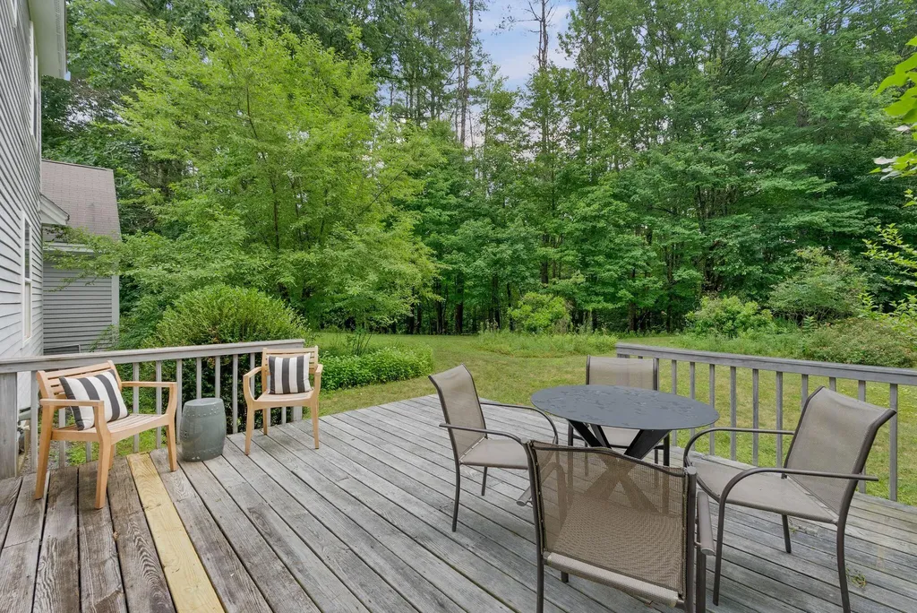 14 Titcomb Field Road North Yarmouth ME 04097
