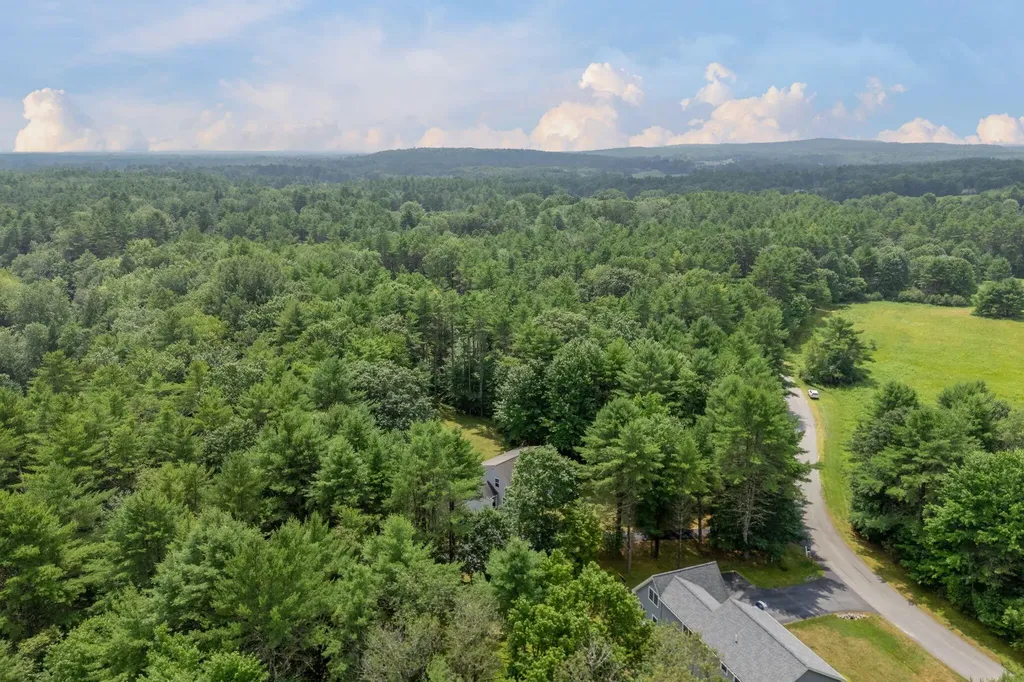 14 Titcomb Field Road North Yarmouth ME 04097