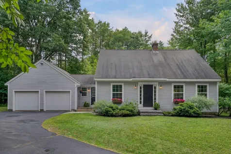 14 Titcomb Field Road North Yarmouth ME 04097