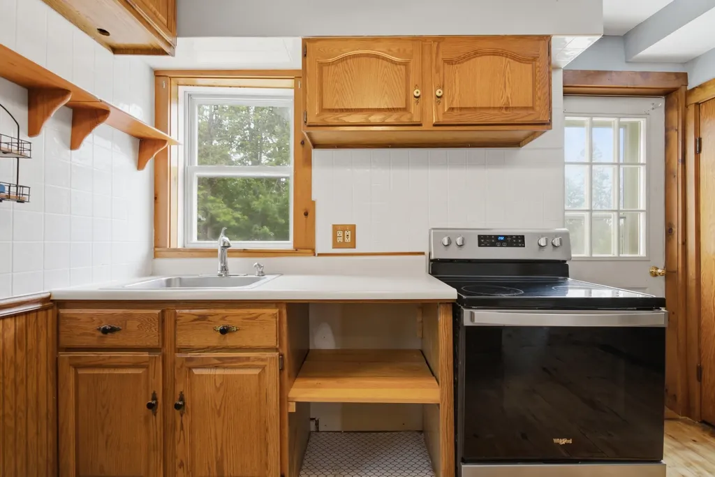 148 Fairmount Street Lewiston ME 04240