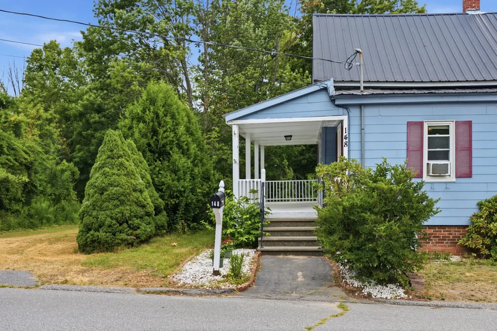 148 Fairmount Street Lewiston ME 04240
