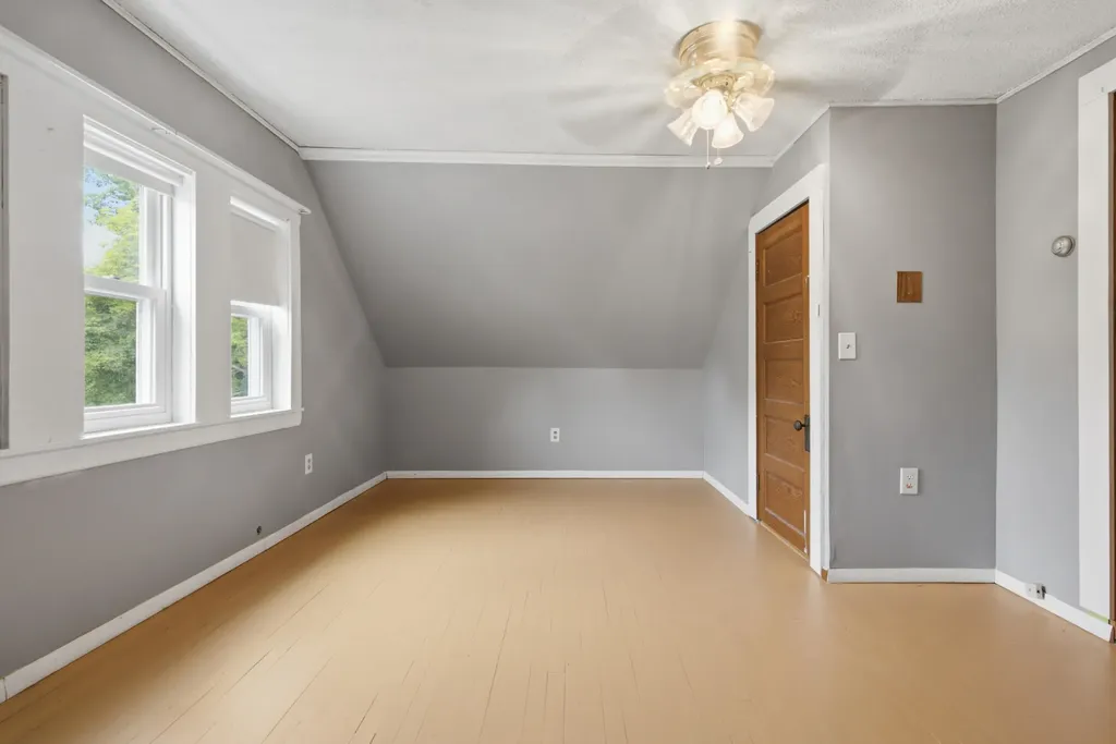 148 Fairmount Street Lewiston ME 04240