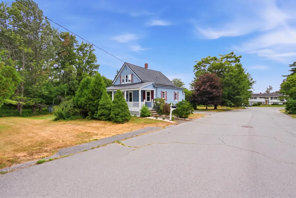 148 Fairmount Street Lewiston ME 04240