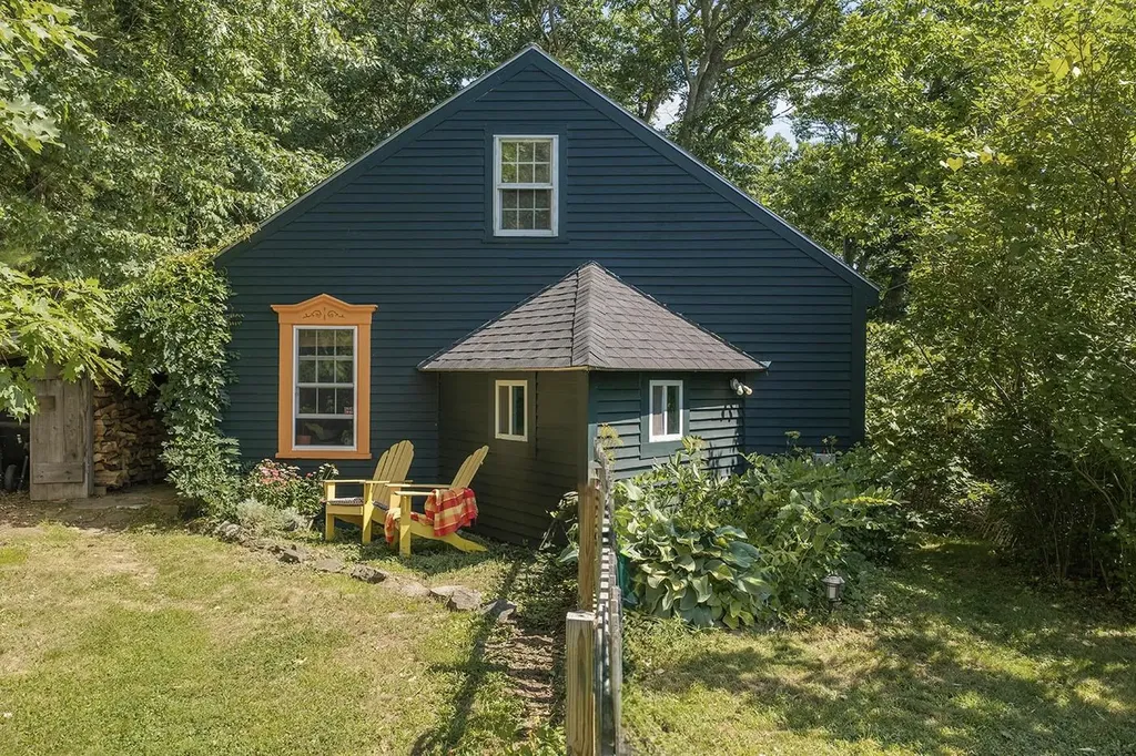 674 Appleton Road Union ME 04862