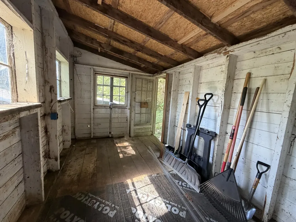 674 Appleton Road Union ME 04862