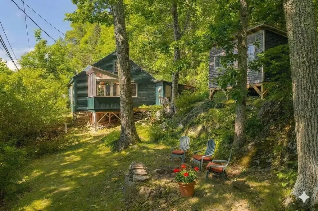 674 Appleton Road Union ME 04862