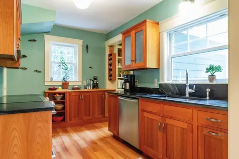 108 Beech Street Rockland ME 04841