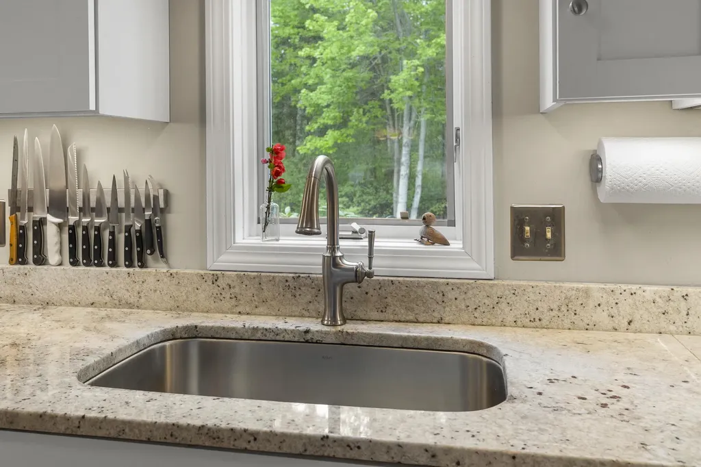29 Plimoth Way Yarmouth ME 04096