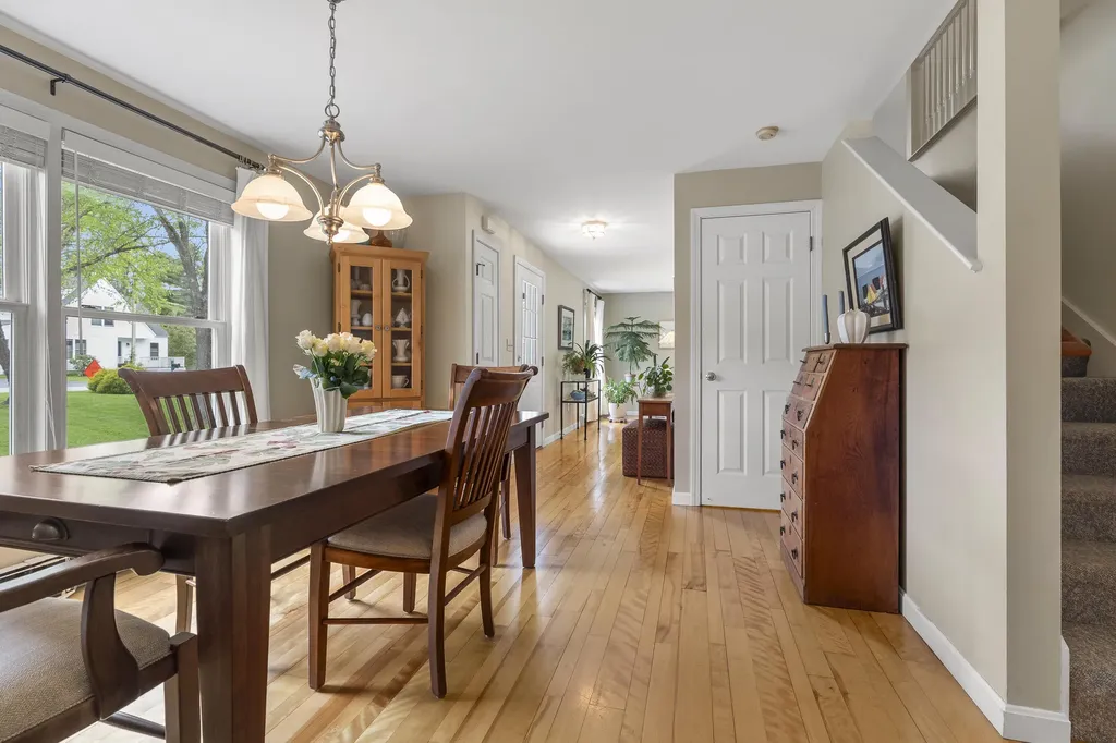 29 Plimoth Way Yarmouth ME 04096