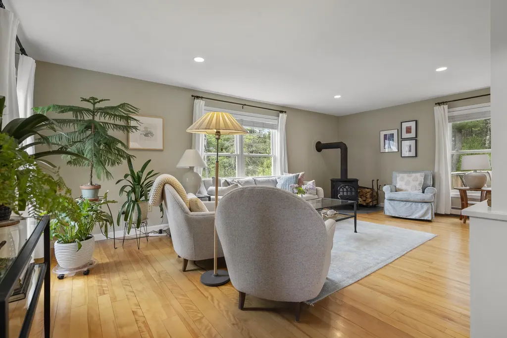 29 Plimoth Way Yarmouth ME 04096
