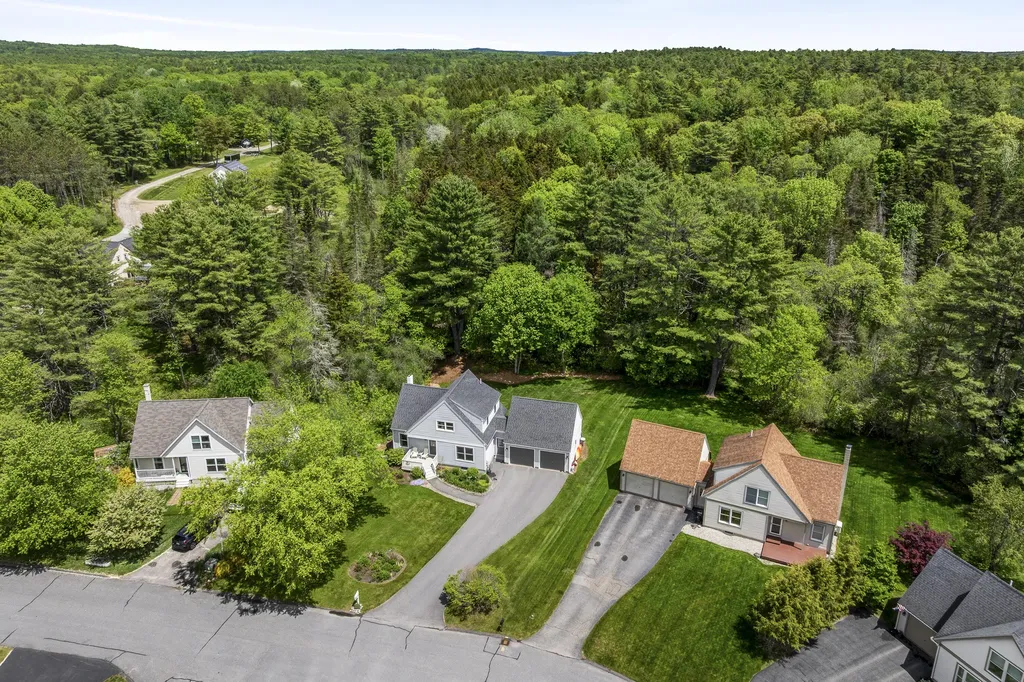 29 Plimoth Way Yarmouth ME 04096
