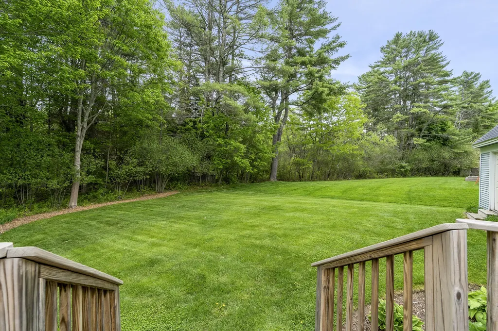 29 Plimoth Way Yarmouth ME 04096